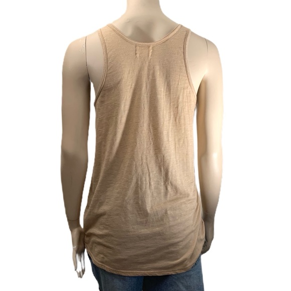 3/$30 Pins & Needles Embroidered Flowers Tank Sz L - Picture 3 of 10